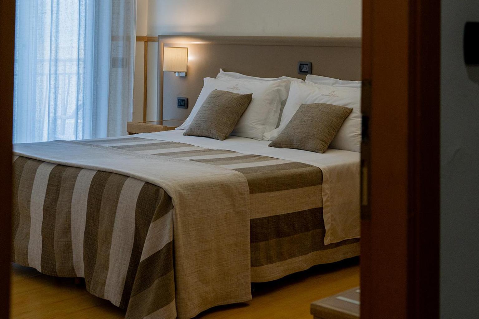 Hotels Vidi Miramare & Delfino Lido di Jesolo Eksteriør billede